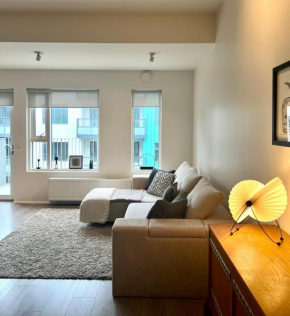 Modern Luxury Apartment Downtown
